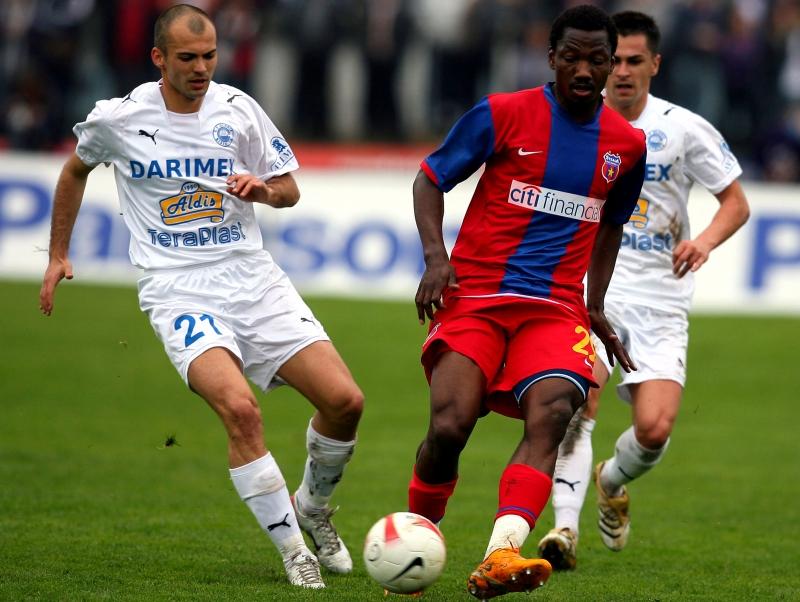 Ex-stelistul Mendoza spune că e victima rasismului