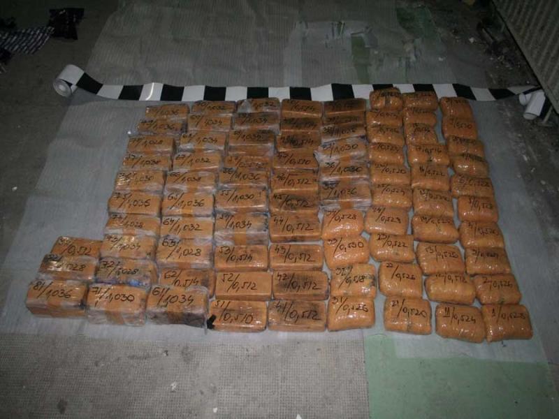 Heroină de aproape un milion de euro confiscată la Nădlac(VIDEO)