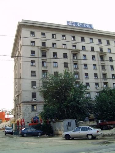 Executarea silită a Hotelului Astoria a fost suspendată 