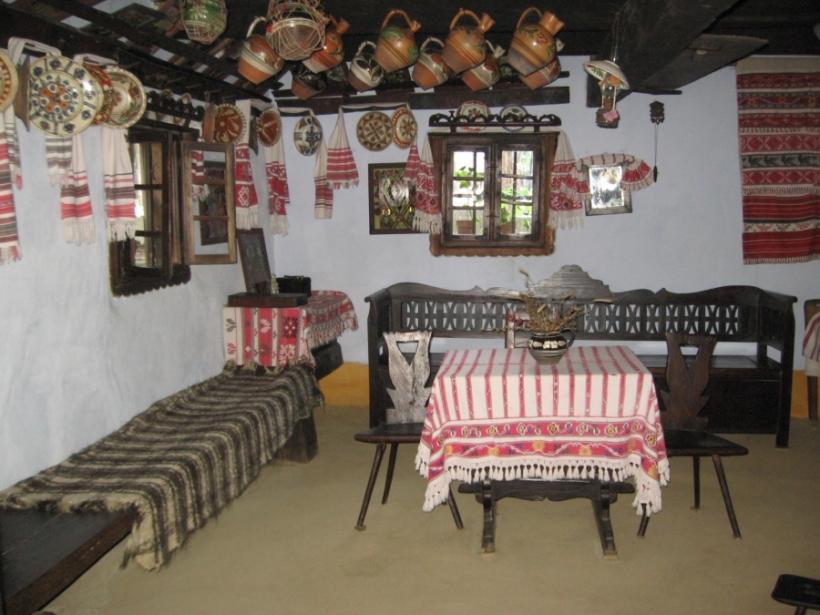 Muzeul satului 18363773