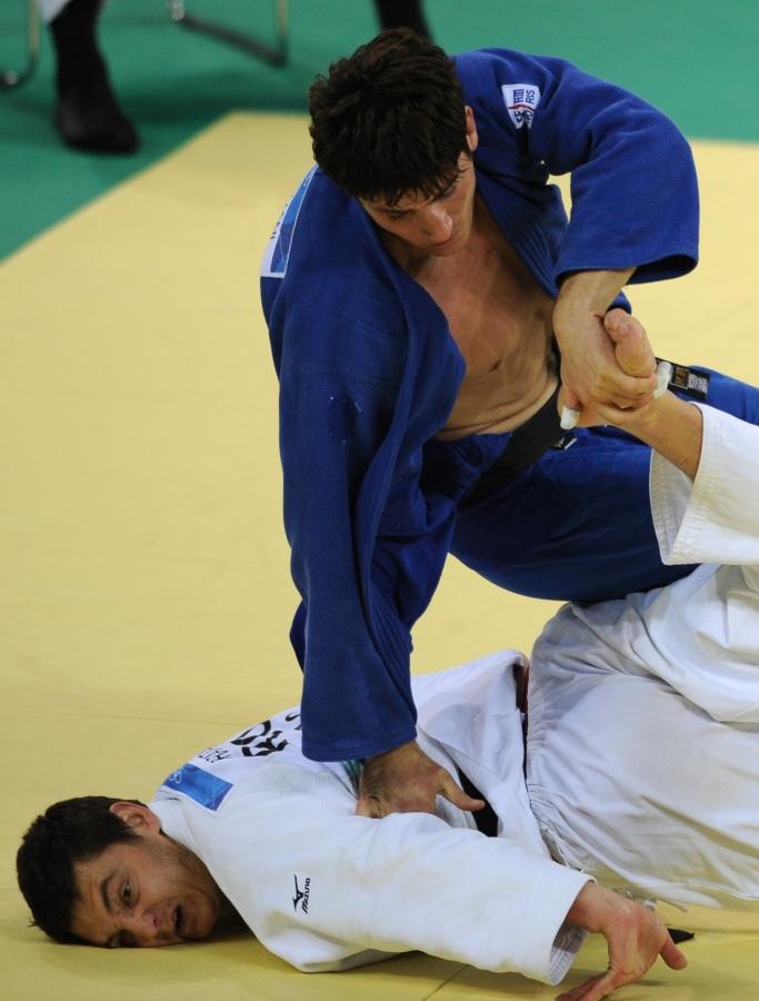 Judo - Brata s-a oprit în recalificări