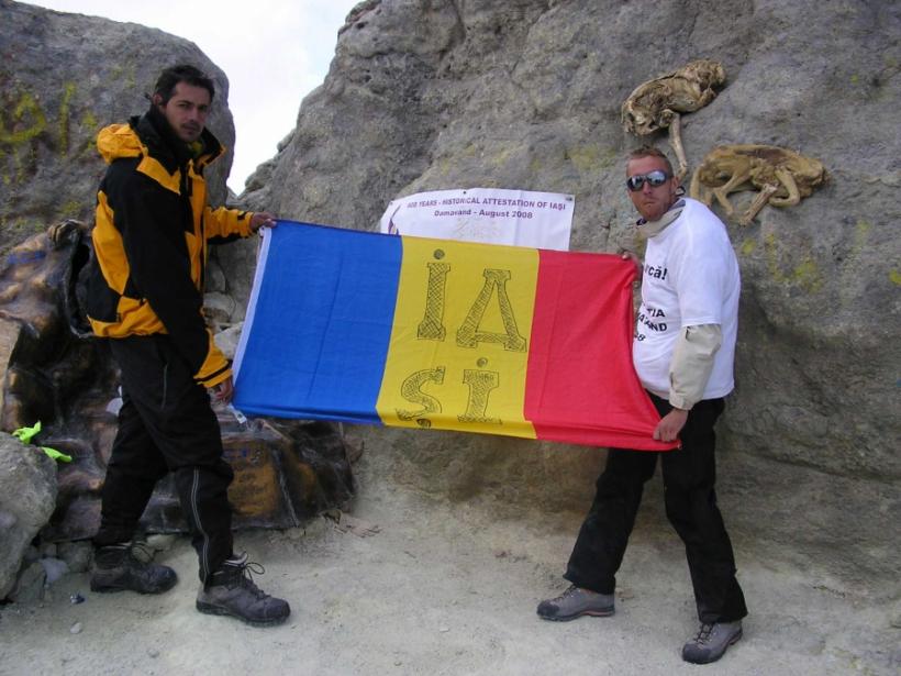 Alpinişti români în Asia - Expediţie reuşită