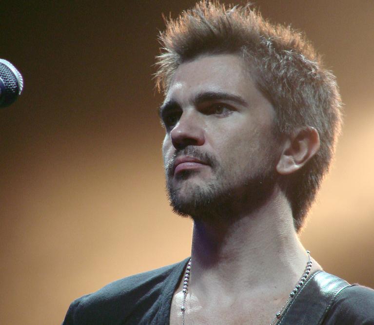 Columbianul Juanes cîntă latin rock & pop