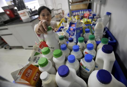 China a ascuns scandalul laptelui contaminat înaintea Jocurilor Olimpice