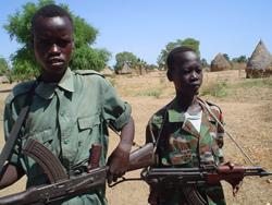 Rusia şi alte 11 ţări au livrat arme în Sudan după embargoul impus de ONU