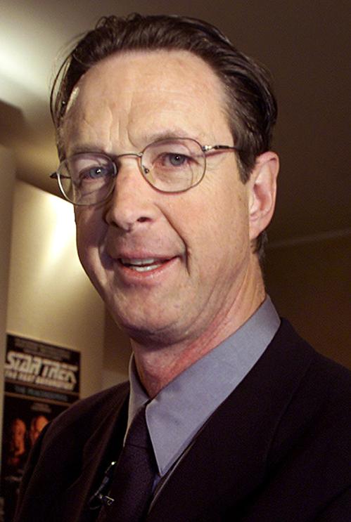 DOLIU - A murit Michael Crichton