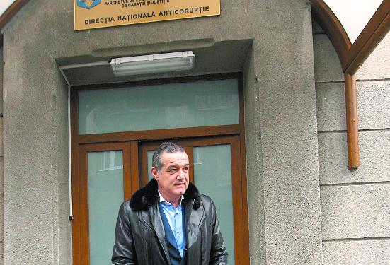CAZUL “VALIZA” / Procurorii anticorupţie au finalizat ancheta