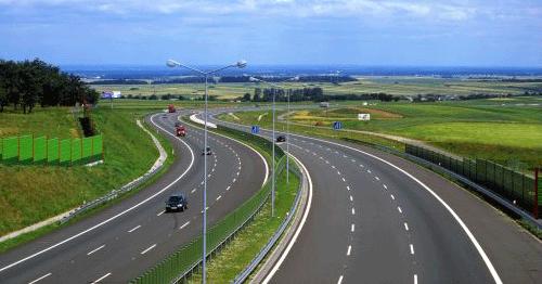 Guvernul visează 1000 de km de autostradă în 2009