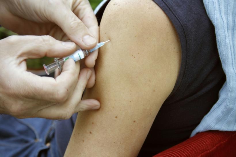 CONTROVERSĂ/Vaccinul anti-HPV