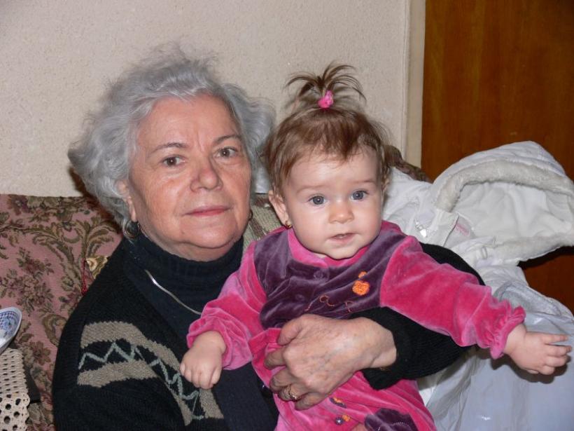 Bulgaria / 120 de euro pentru bunicii care îşi cresc nepoţii