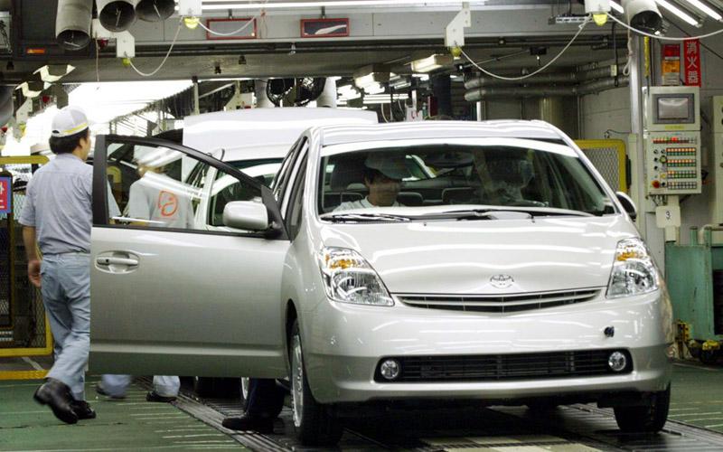 Japonia / Toyota închide toate fabricile!