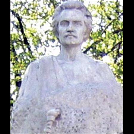 Galaţi / Monumentul lui Eminescu a fost vandalizat din nou