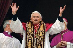 Papa Benedict al XVI-lea, acuzat de subminarea dialogului interconfesional