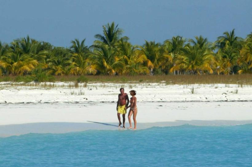 Insula absurdului / Cayo Levisa, paradisul interzis cubanezilor