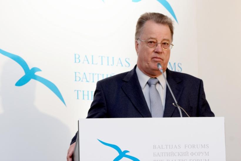 Letonia / Fostul preşedinte Guntis Ulmanis cere să i se reducă pensia