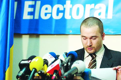 MODIFICARE LEGEA ELECTORALĂ  /  Autoritatea Electorală lucrează pentru Băsescu