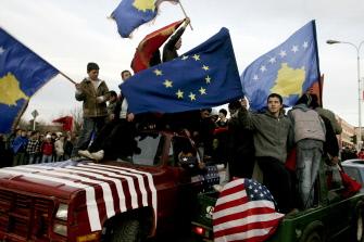 Kosovo / Aniversarea unui stat aflat în comă
