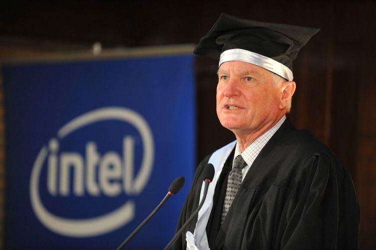 Preşedintele Intel – Doctor Honoris Causa al Politehnicii din Bucureşti