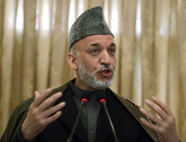 Hamid Karzai cere ONU să elimine din lista teroriştilor o parte dintre liderii talibani