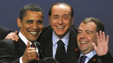Summitul G20. Berlusconi o comite din nou! - video