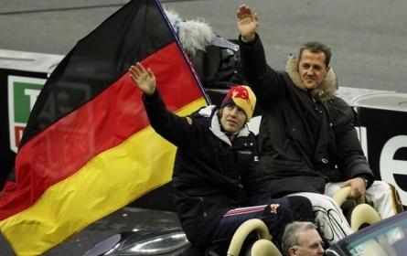 Michael Schumacher: Vettel poate deveni campion mondial!