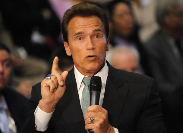 Schwarzenegger vrea să legalizeze marijuana în California