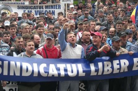 BNS scoate zece mii de protestatari pe străzile Bucureştiului