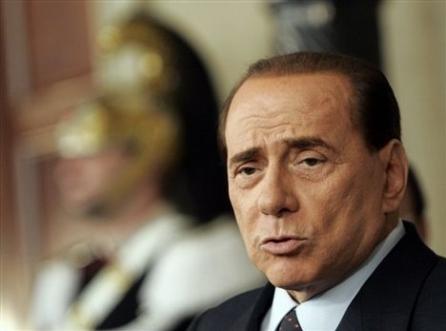 Silvio Berlusconi: Centrele noastre pentru imigranţi sunt lagăre de concentrare 
