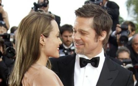 Brad Pitt infirmă zvonurile privind despărţirea de Angelina