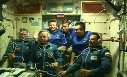 Echipaj complet pe ISS