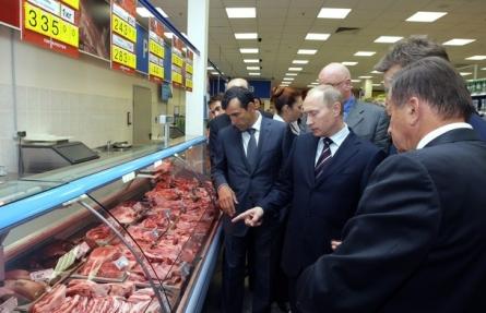 Putin a ordonat conducerii unui lanţ de supermarketuri să reducă preţurile