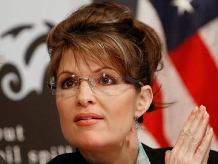 Sarah Palin vrea să renunţe la postul de guvernator al statului Alaska
