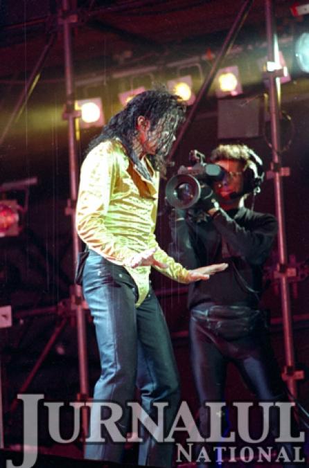 Foto Exclusiv: Michael Jackson live Bucureşti 1992 18372876