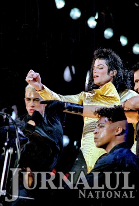 Foto Exclusiv: Michael Jackson live Bucureşti 1992 18372881