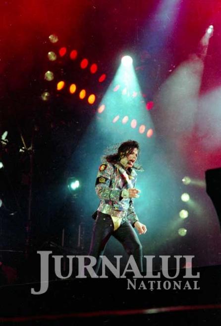 Foto Exclusiv: Michael Jackson live Bucureşti 1992 18373544