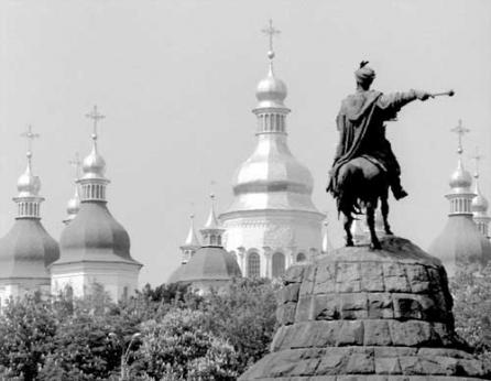Kievul, ziua şi noaptea