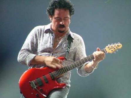 Omul zilei: Steve Lukather