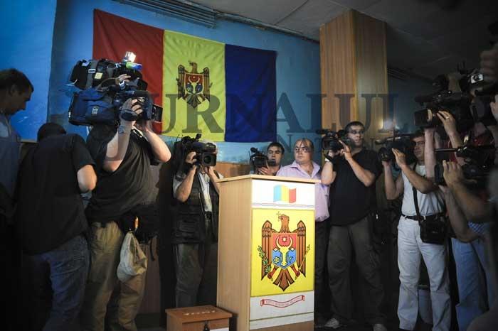 Moldova: Alegeri 2009 18374469
