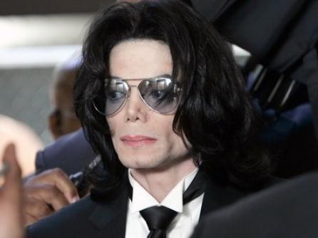 Rezultatele autopsiei lui Michael Jackson, publicate săptămâna viitoare