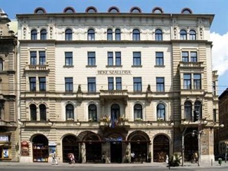 Ameninţare cu bombă la hotelul în care stă naţionala României