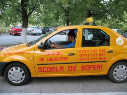 Scandalul permiselor auto reizbucneşte la Brăila /  Cu şcoala făcută, dar fără volan în mână!