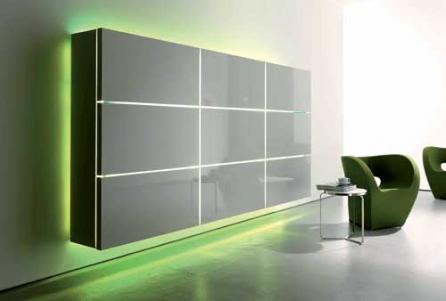 Lumină fluorescentă în corpuri moderne de mobilier 18376255