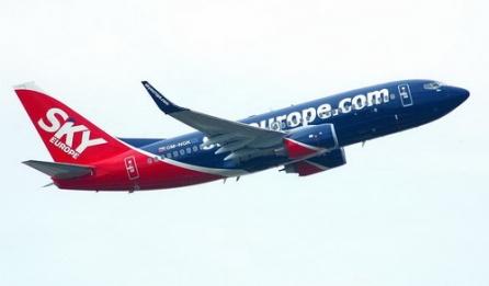 SkyEurope a intrat oficial în faliment şi a anulat toate zborurile