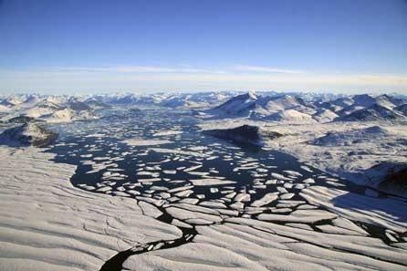 Polul Nord se topeşte mai repede decât se credea