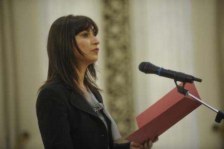 Sorina Plăcintă, acuzată că foloseşte un program UE în scopuri electorale