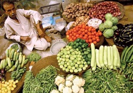 Un univers al gusturilor, o invitaţie la răsfăţ 18377581