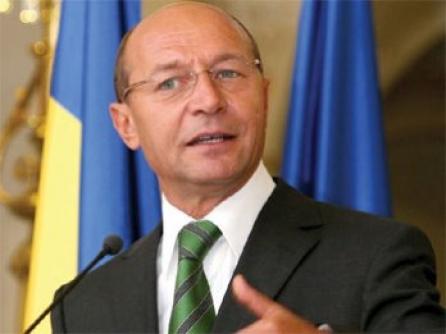 Băsescu vrea votul diasporei: Miercuri este aşteptat la Hramul Chişinăului!
