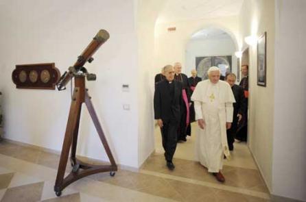 Vaticanul caută extratereştri