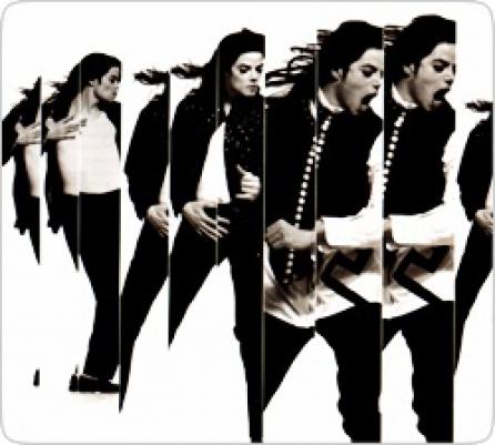 S-a clonat Michael Jackson!?