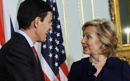 Hillary Clinton şi slăbiciunea pentru David Miliband